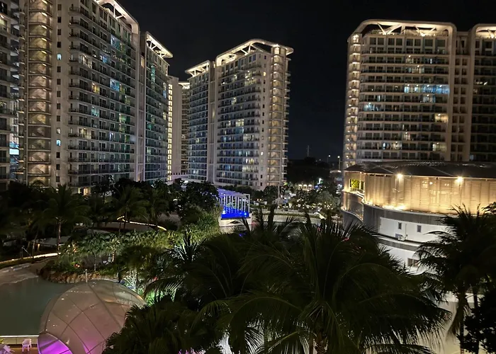 Aparthotel Modern With Premium View At Azure Urban Residences - Vesta Manila