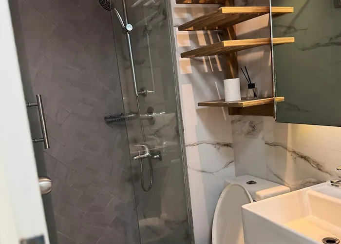 Modern With Premium View At Azure Urban Residences - Vesta * Manila